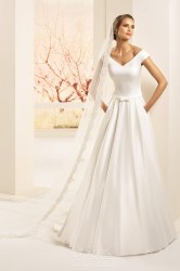 Νυφικό Bianco Evento Carmen